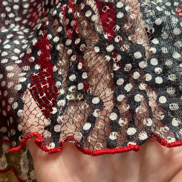 Knee-length sleeveless dress - Picture 7 of 8